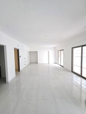 Building Lobby in 4 BHK Apartment at Digambar Nagar – for Rent