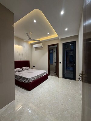 Room in 3 BHK Builder Floor at Anant Raj Ashok Estate, Sector 63a – for Sale