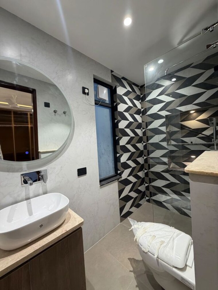 Bathroom, anant-raj-ashok-estate 3 Bedroom 179 Sq.Yd. Builder Floor In Sector 63a Gurgaon 10723759