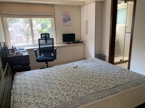 Bedroom in 2.5 BHK Apartment at Laxmi Niwas Khar West, Khar West – for Sale