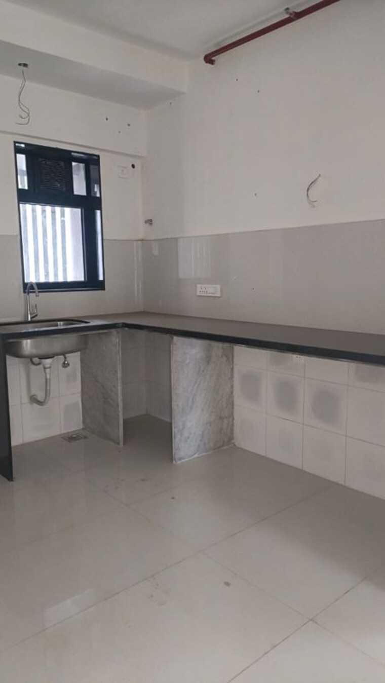Kitchen, laxmi-niwas-khar-west 2.5 Bedroom 920 Sq.Ft. Apartment In Khar West Mumbai 10723761