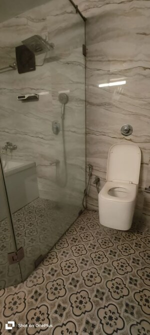 Bathroom in 2.5 BHK Apartment at Laxmi Niwas Khar West, Khar West – for Sale