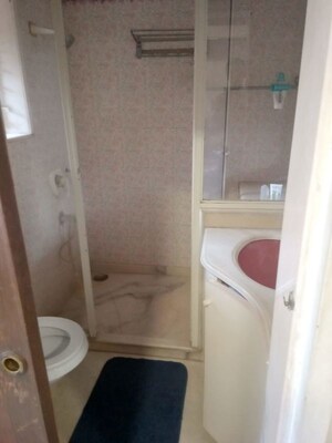 Bathroom in 2.5 BHK Apartment at Laxmi Niwas Khar West, Khar West – for Sale