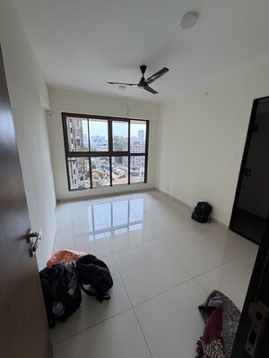 Furnished Amenities in 2 BHK Apartment at Chandak 34 Park Estate, Goregaon West – for Rent