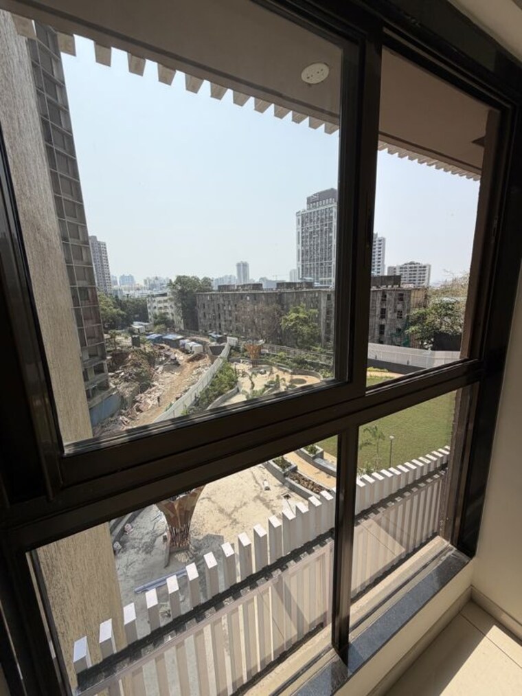 Balcony, chandak-34-park-estate 2 Bedroom 617 Sq.Ft. Apartment In Goregaon West Mumbai 10723777