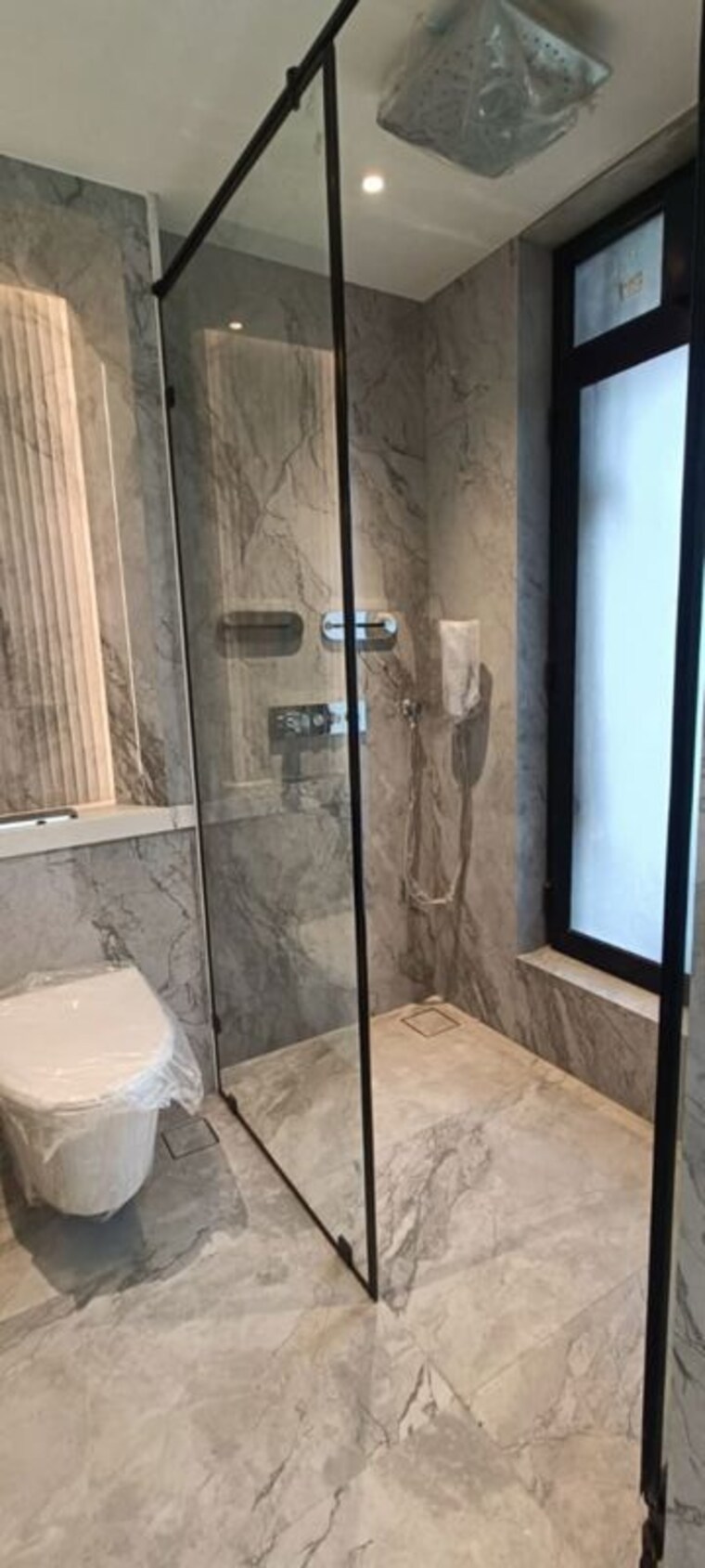 Bathroom, evershine-bliss 2 Bedroom 725 Sq.Ft. Apartment In Bandra West Mumbai 10723778