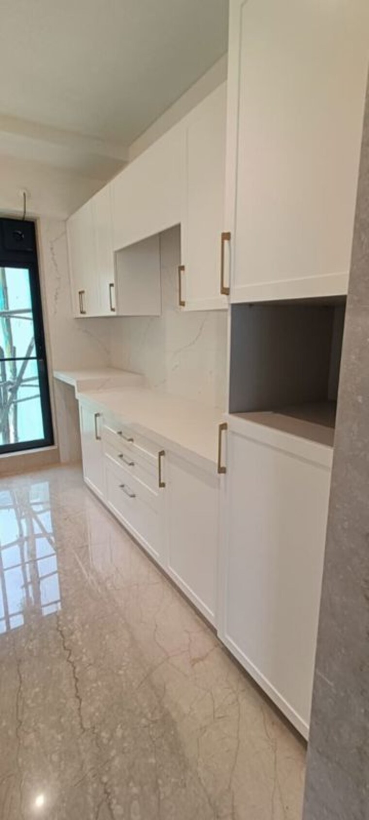Kitchen, evershine-bliss 2 Bedroom 725 Sq.Ft. Apartment In Bandra West Mumbai 10723778