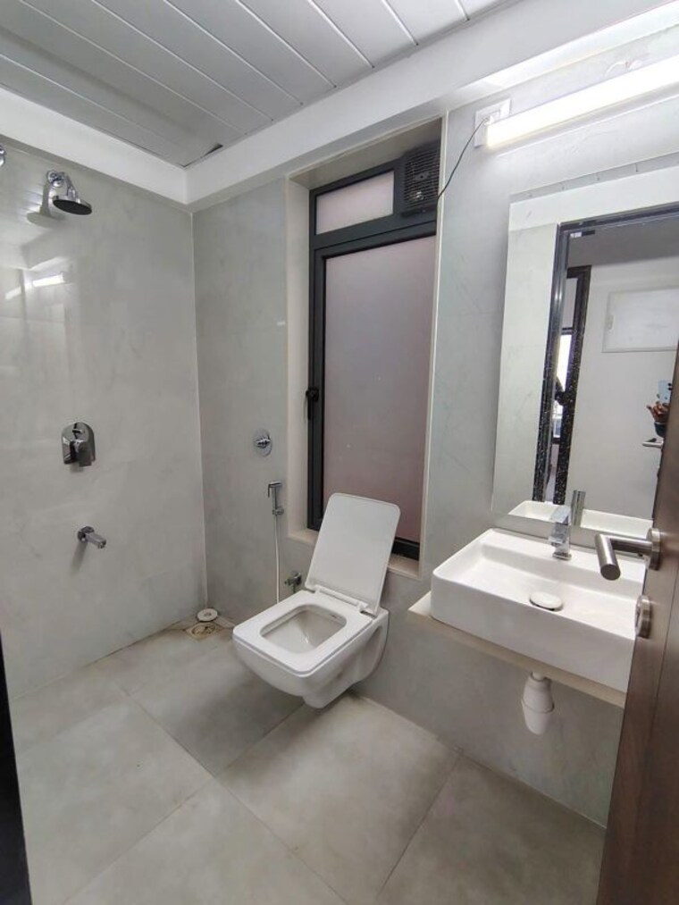 Bathroom, ishan-chs-matunga 2 Bedroom 700 Sq.Ft. Apartment In Matunga East Mumbai 10723789