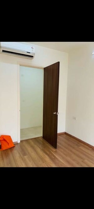Room in 2 BHK Apartment at LnT Realty Crescent Bay, Parel – for Rent