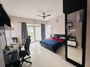 Room in 3.5 BHK Villa at GR Sun Villas, Old Madras Road – for Rent