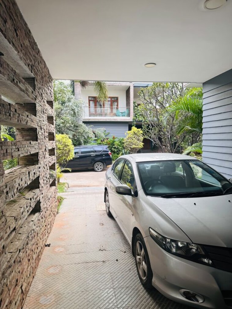  Parking, gr-sun-villas 3.5 Bedroom 2940 Sq.Ft. Villa In Old Madras Road Bangalore 10722943