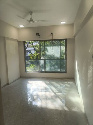 Room in 2 BHK Apartment at Paradigm Artteza, Santacruz West – for Sale