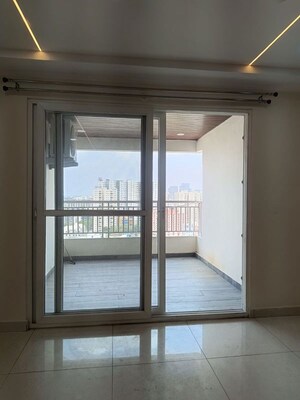 Room in 3.5 BHK Apartment at NCC Urban One, Narsingi – for Rent