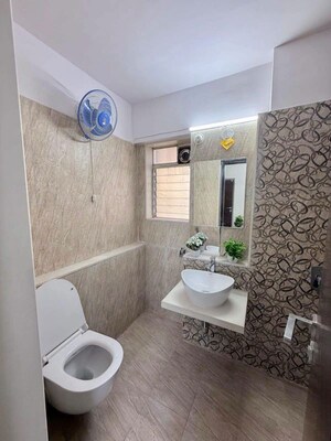 Bathroom in 2.5 BHK Apartment at Ikebana, Matunga East – for Rent