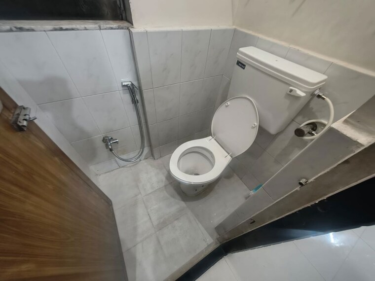 Bathroom, adhiraj-gardens 1 Bedroom 400 Sq.Ft. Apartment In Kharghar Navi Mumbai 10723830