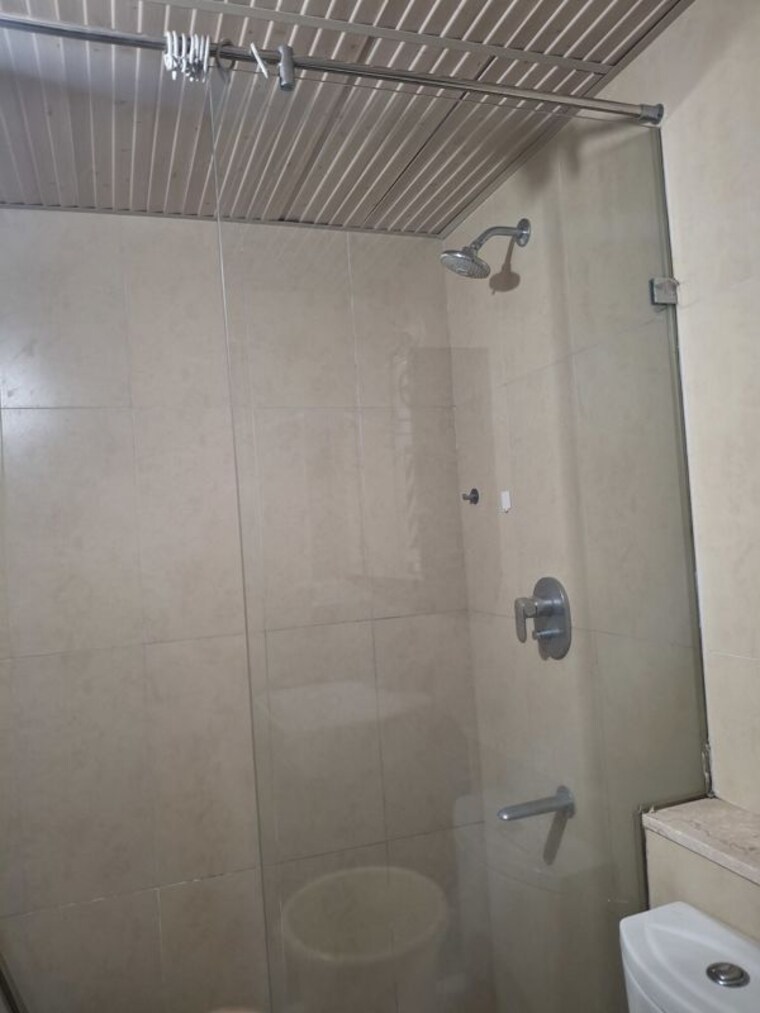 Bathroom, prestige-misty-waters 2.5 Bedroom 1339 Sq.Ft. Apartment In Hebbal Bangalore 10723857