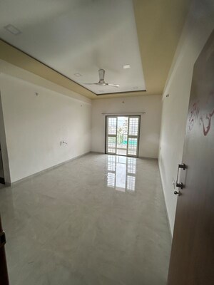 2 BHK Apartment For Rent in Savedi