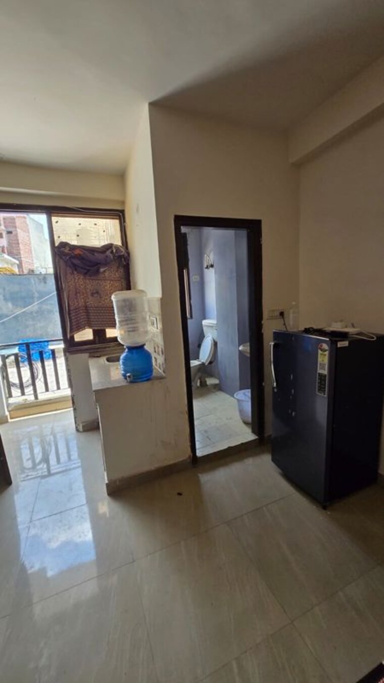 Team Area, saket 1 Bedroom 400 Sq.Ft. Apartment In Saket Delhi 10723868