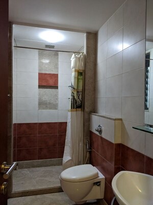 Bathroom in 4 BHK Apartment at Khar West – for Rent