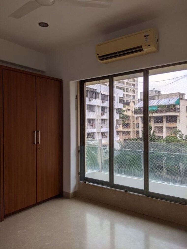 Room, khar west 4 Bedroom 2000 Sq.Ft. Apartment In Khar West Mumbai 10723955