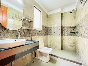 Team Area in 3 BHK Builder Floor at Sector 57 – for Rent