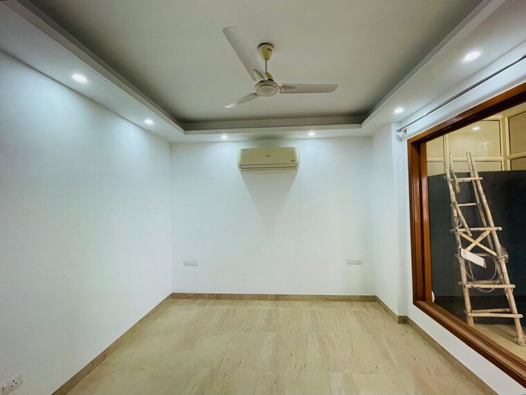 Room, sector 57 3 Bedroom 2300 Sq.Ft. Builder Floor In Sector 57 Gurgaon 10723950