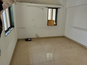Room in 3 BHK Apartment at KUL Shantiniketan Phase II, Baner – for Rent