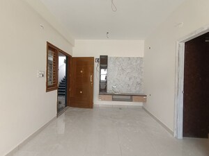 Room in 1 BHK Builder Floor at Royal Placid, Hsr Layout – for Rent