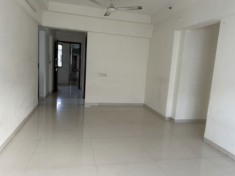 Bathroom, godrej-prime 3 Bedroom 1100 Sq.Ft. Apartment In Chembur Mumbai 10723988