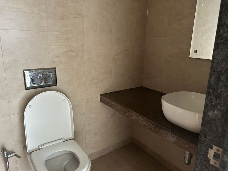 Bathroom, godrej-prime 3 Bedroom 1100 Sq.Ft. Apartment In Chembur Mumbai 10723988