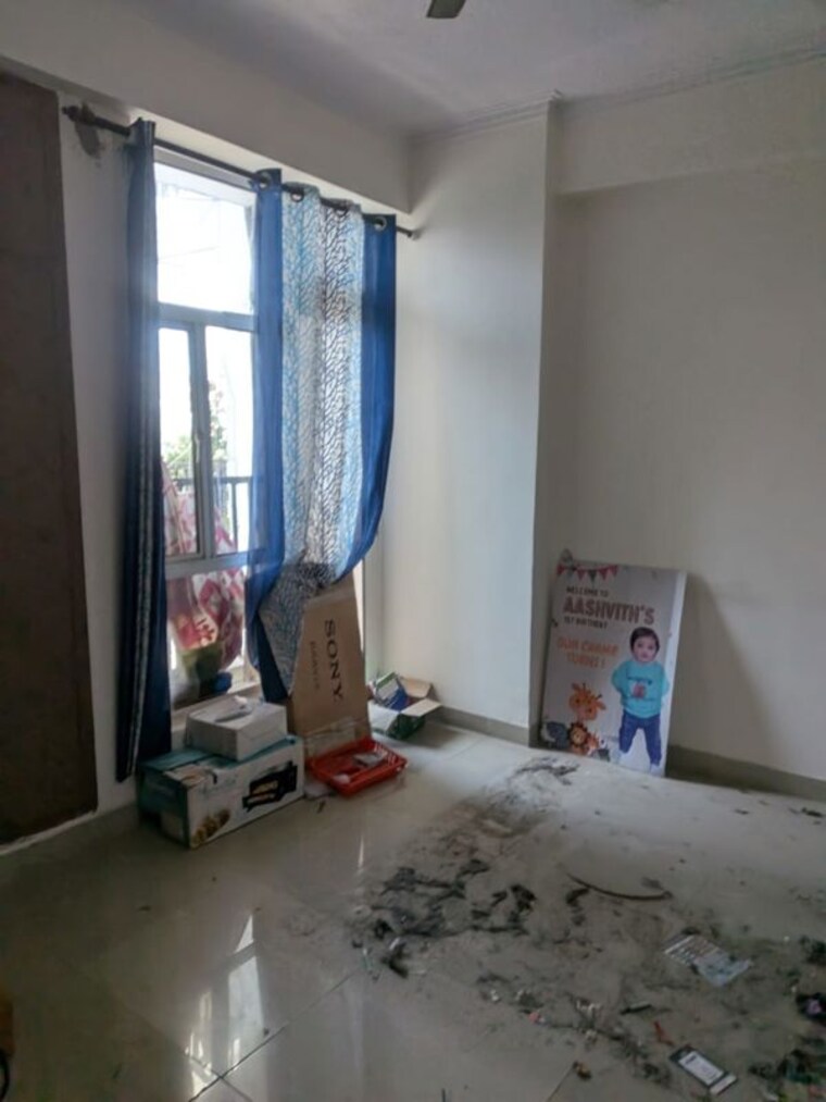 Living Room, gaur-city-5th-avenue 2 Bedroom 910 Sq.Ft. Apartment In Sector 4 Greater Noida Greater Noida 10723990