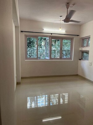 2 BHK Apartment For Rent in Bandra West