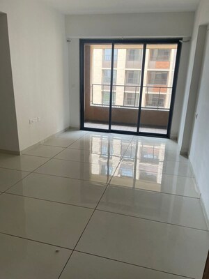 Room in 3 BHK Apartment at Shela – for Sale