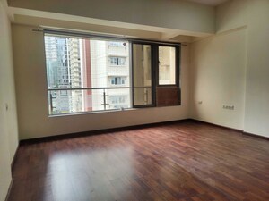 Room in 2 BHK Apartment at Aristo Pearl Residency, Prabhadevi – for Sale