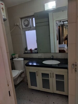 Kitchen in 3.5 BHK Apartment at Unitech Harmony, Sector 50 – for Rent