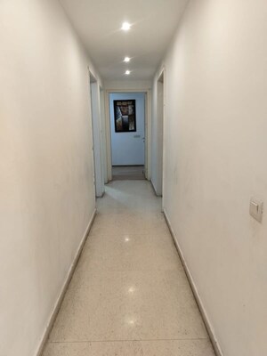 Building Lobby in 3.5 BHK Apartment at Unitech Harmony, Sector 50 – for Rent