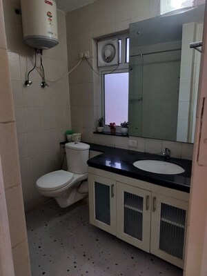 Kitchen in 3.5 BHK Apartment at Unitech Harmony, Sector 50 – for Rent