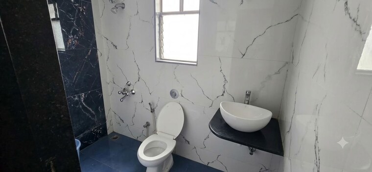 Bathroom, harsh-paradise 2 Bedroom 650 Sq.Ft. Apartment In Aundh Pune 10724061