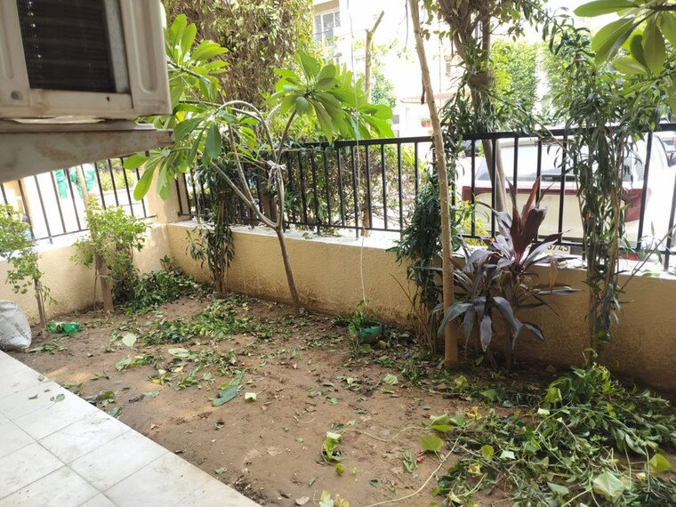 Balcony, sector 65 3 Bedroom 1380 Sq.Ft. Apartment In Sector 65 Gurgaon 10719037