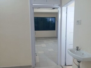 Bedroom in 2 BHK Apartment at Chembur – for Rent