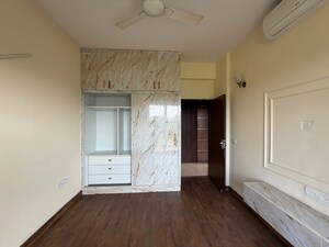 3 BHK Builder Floor For Rent in Green Fields Colony
