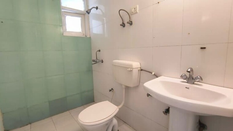 Bathroom, mittal-rajnagar-residency 3 Bedroom 1175 Sq.Ft. Apartment In Raj Nagar Extension Ghaziabad 10724098