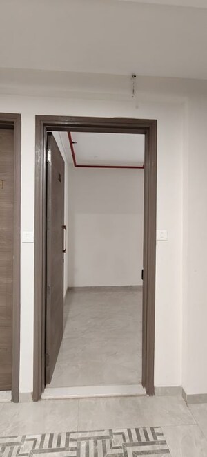 2 BHK Apartment – Entrance View at Hitendra Dhamm Sabha Apartment, Vikhroli East - for Sale