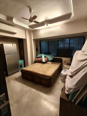 Bedroom in 2 BHK Apartment at Bandra West – for Rent