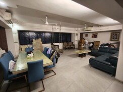 2 BHK +Apartment For Rent in Bandra West