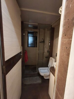  2 BHK Apartment at Bandra West – for Rent