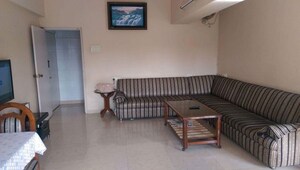 Living Room in 3 BHK Apartment at Khar West – for Rent