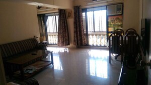 Living Room in 3 BHK Apartment at Khar West – for Rent