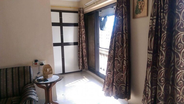 Room, khar west 3 Bedroom 1250 Sq.Ft. Apartment In Khar West Mumbai 10724133