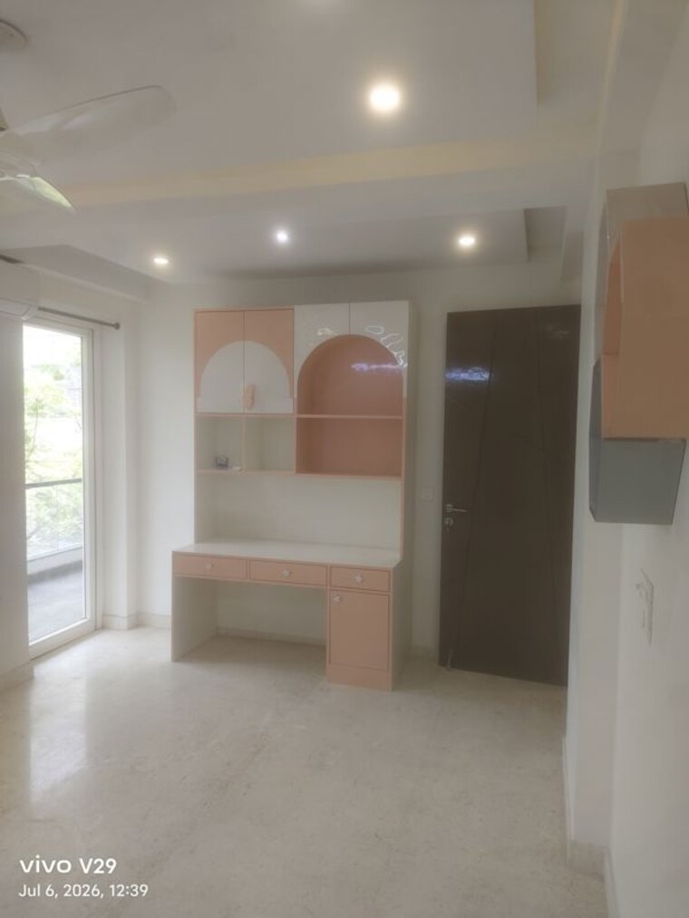 undefined, unitech-deerwood-chase 3 Bedroom 277 Sq.Yd. Builder Floor In Nirvana Country Gurgaon 10724110